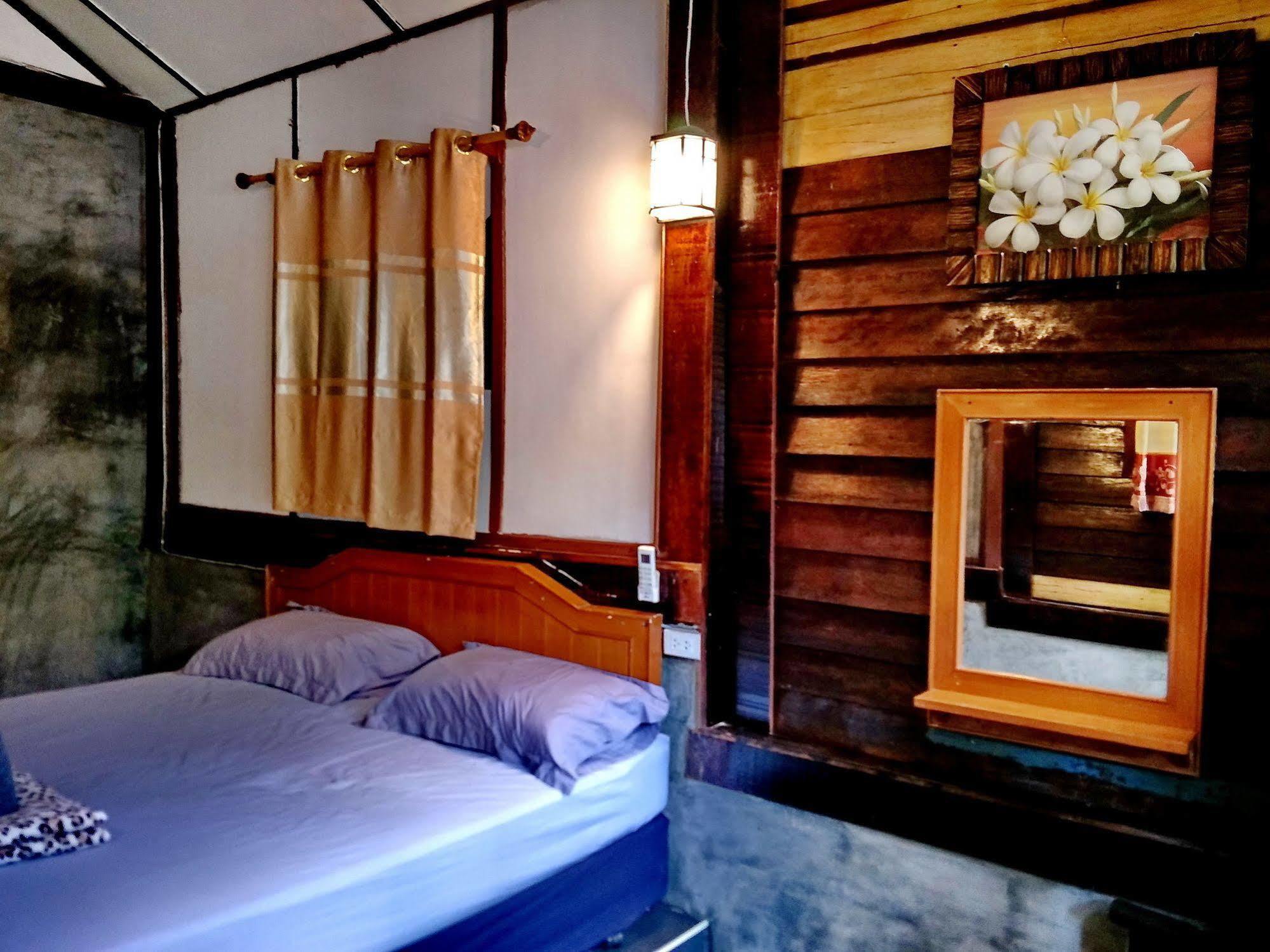 Tuk Tuk Guesthouse Koh Chang Dış mekan fotoğraf